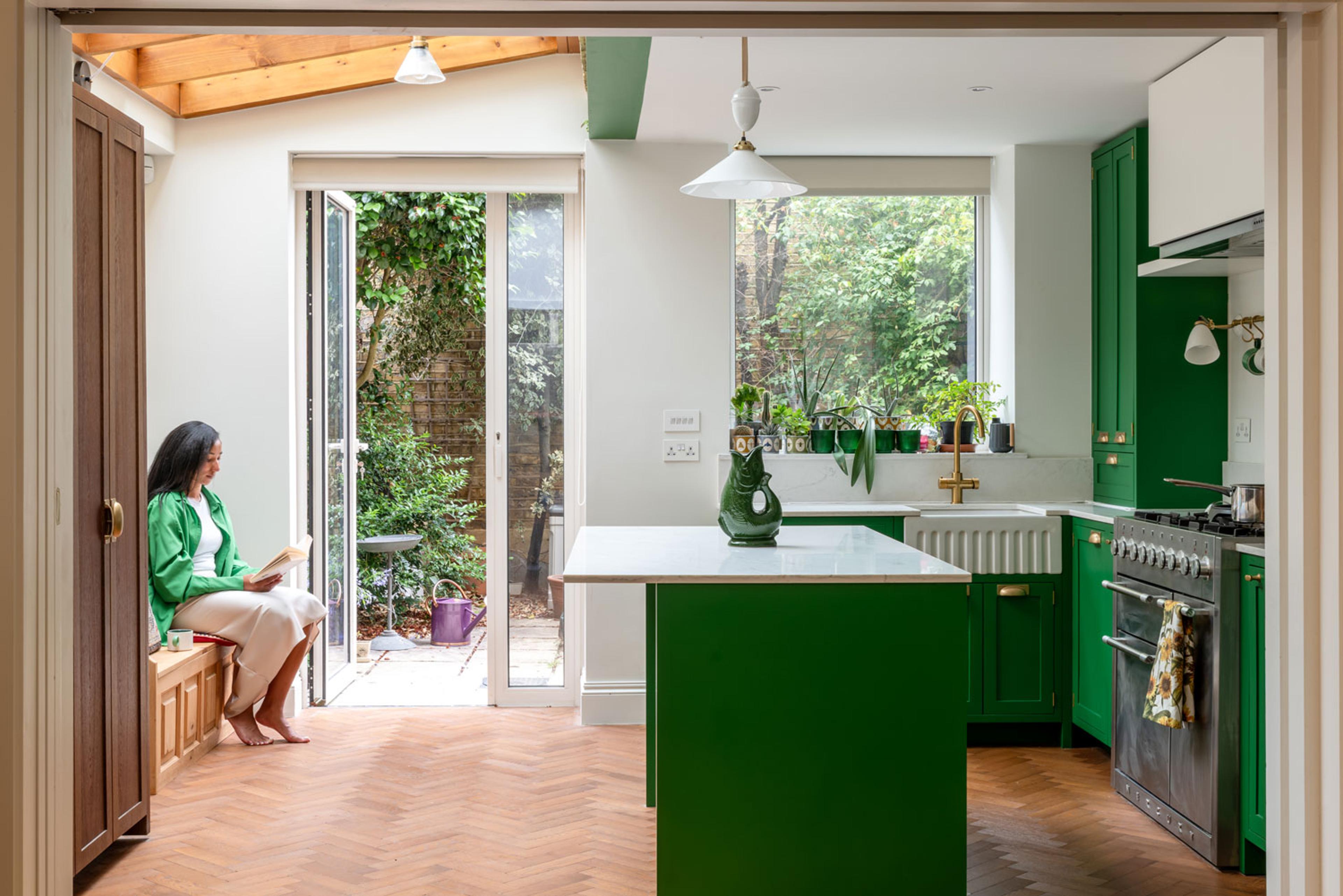 Green Gluggle House