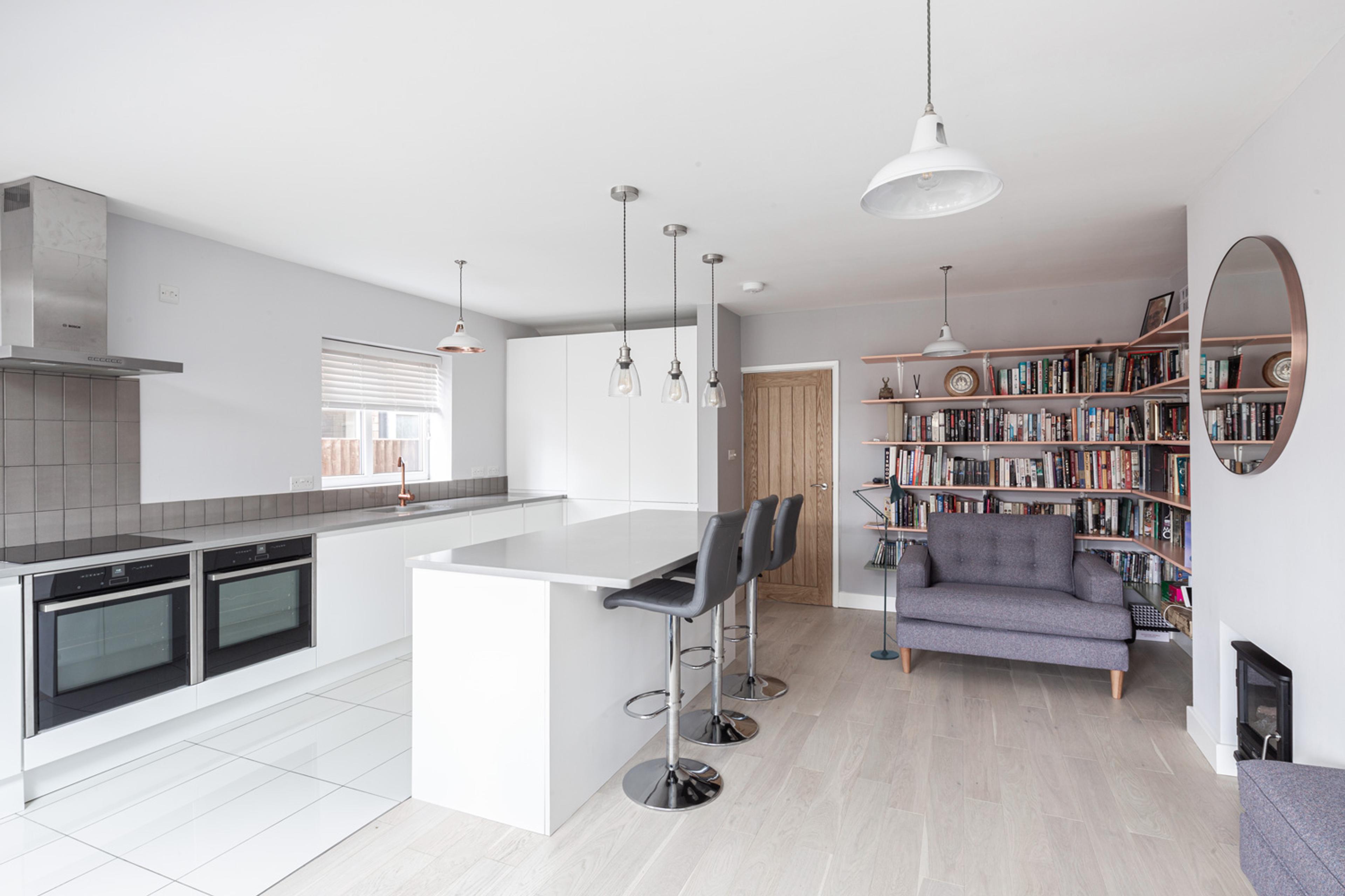 Broker’s Bond House