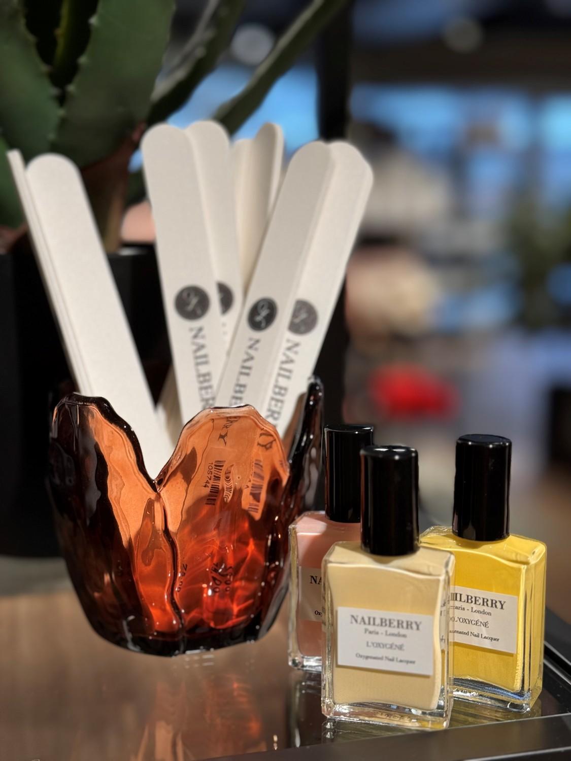NAILBERRY neglefil, bilde 2 av 2
