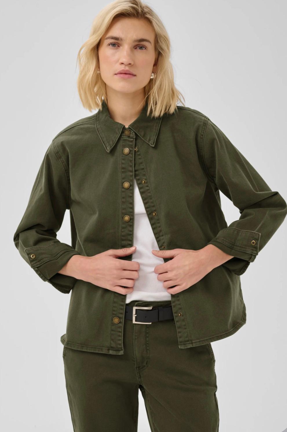 My Essential Wardrobe MWLinn Sofia 149 shirt olive night, bilde 3 av 4