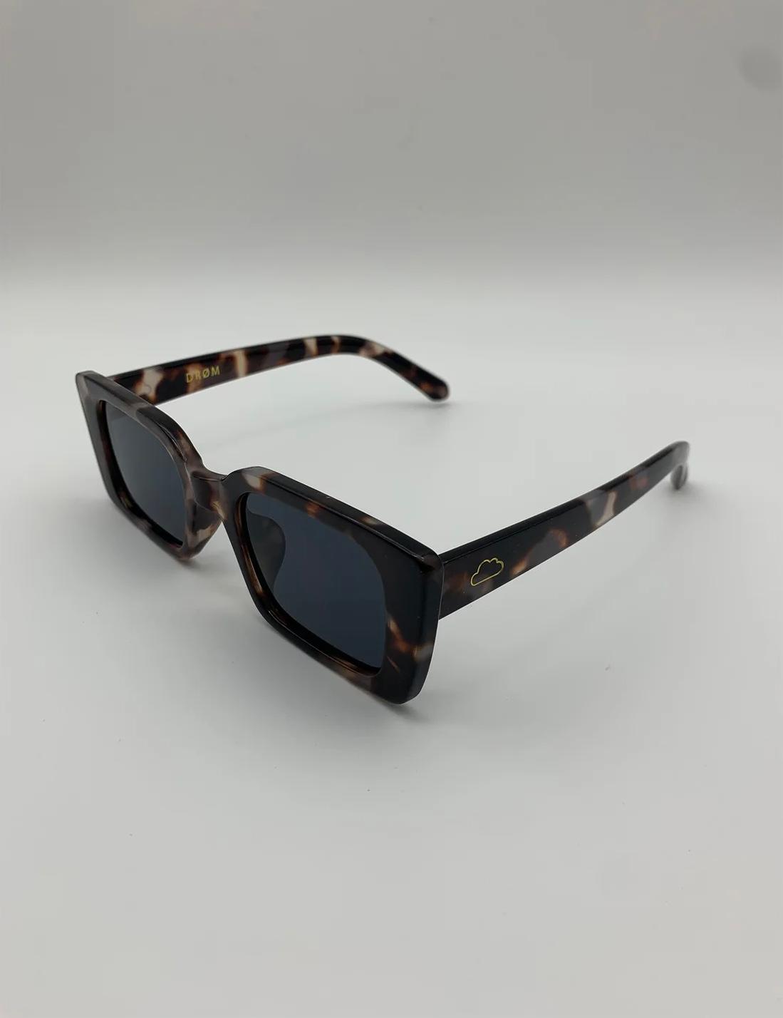 DRØM JENNY Solbrille dark tortoise, bilde 2 av 3