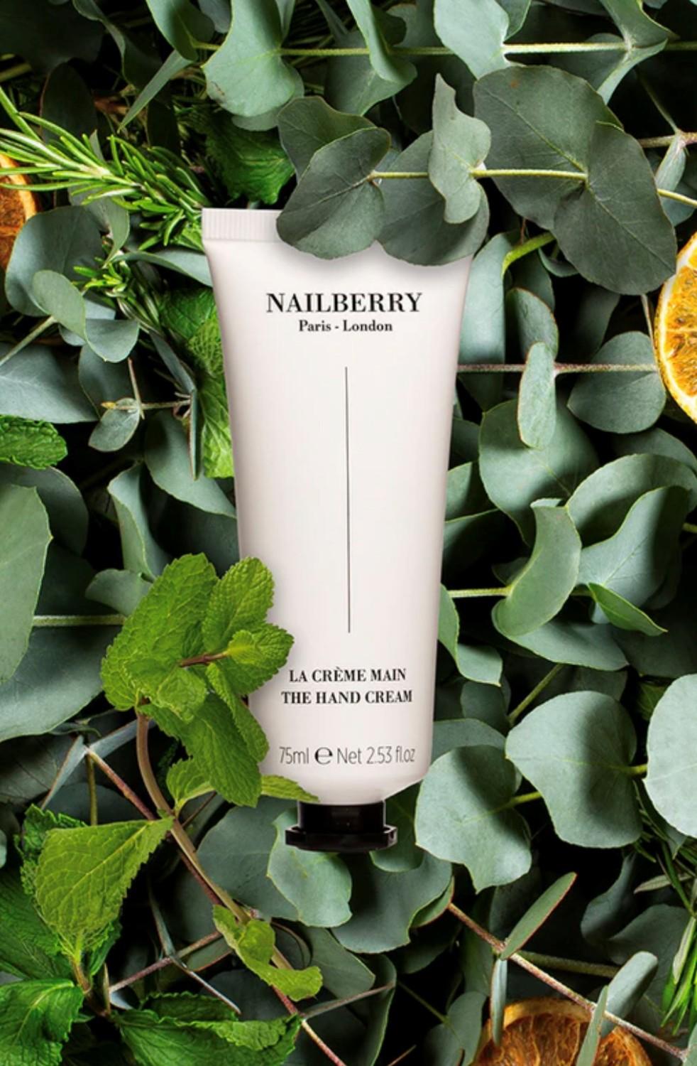 NAILBERRY gjenopprettende håndkrem, bilde 4 av 4