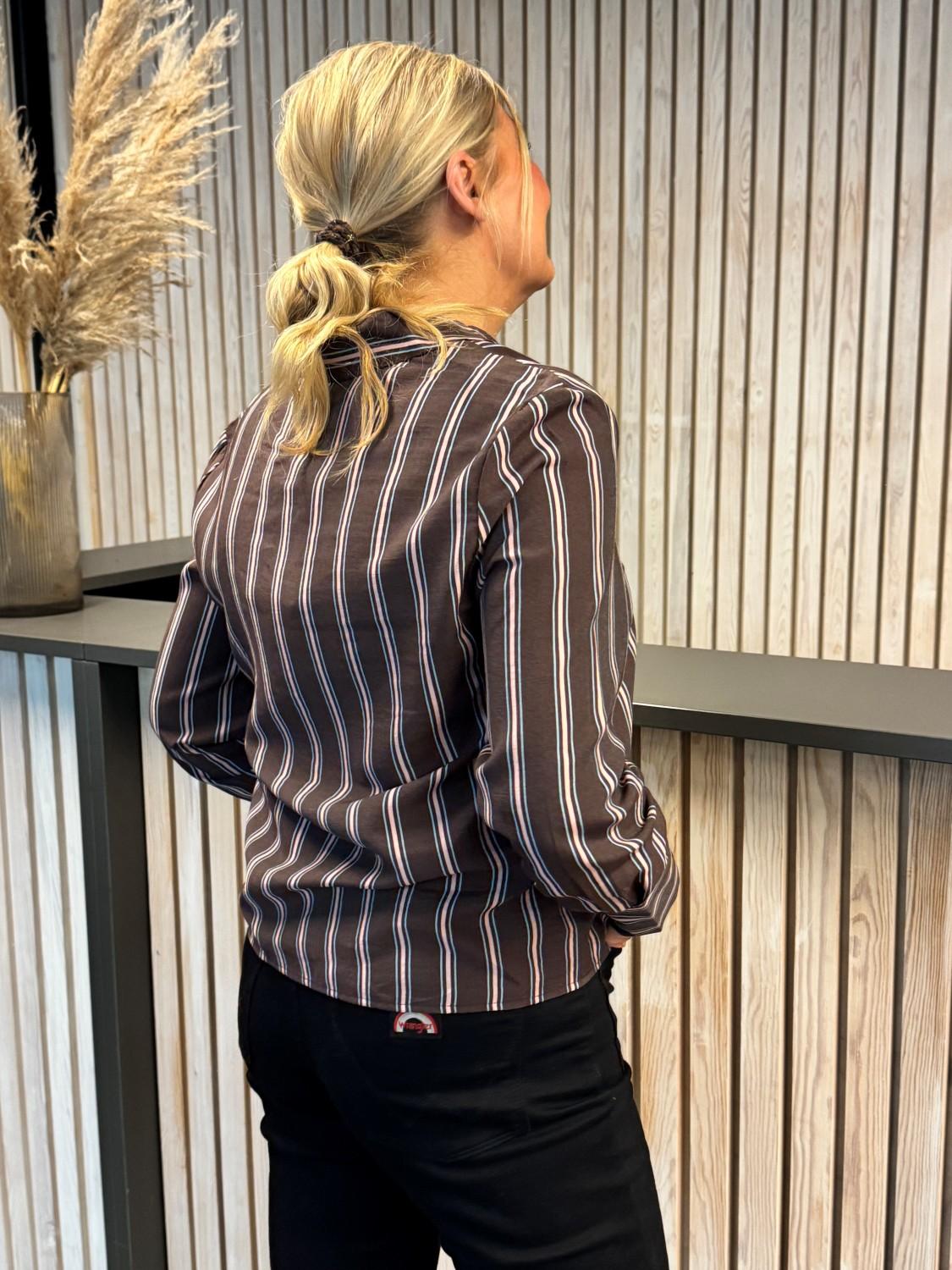NÜMPH Nujoni stripe shirt, bilde 3 av 4