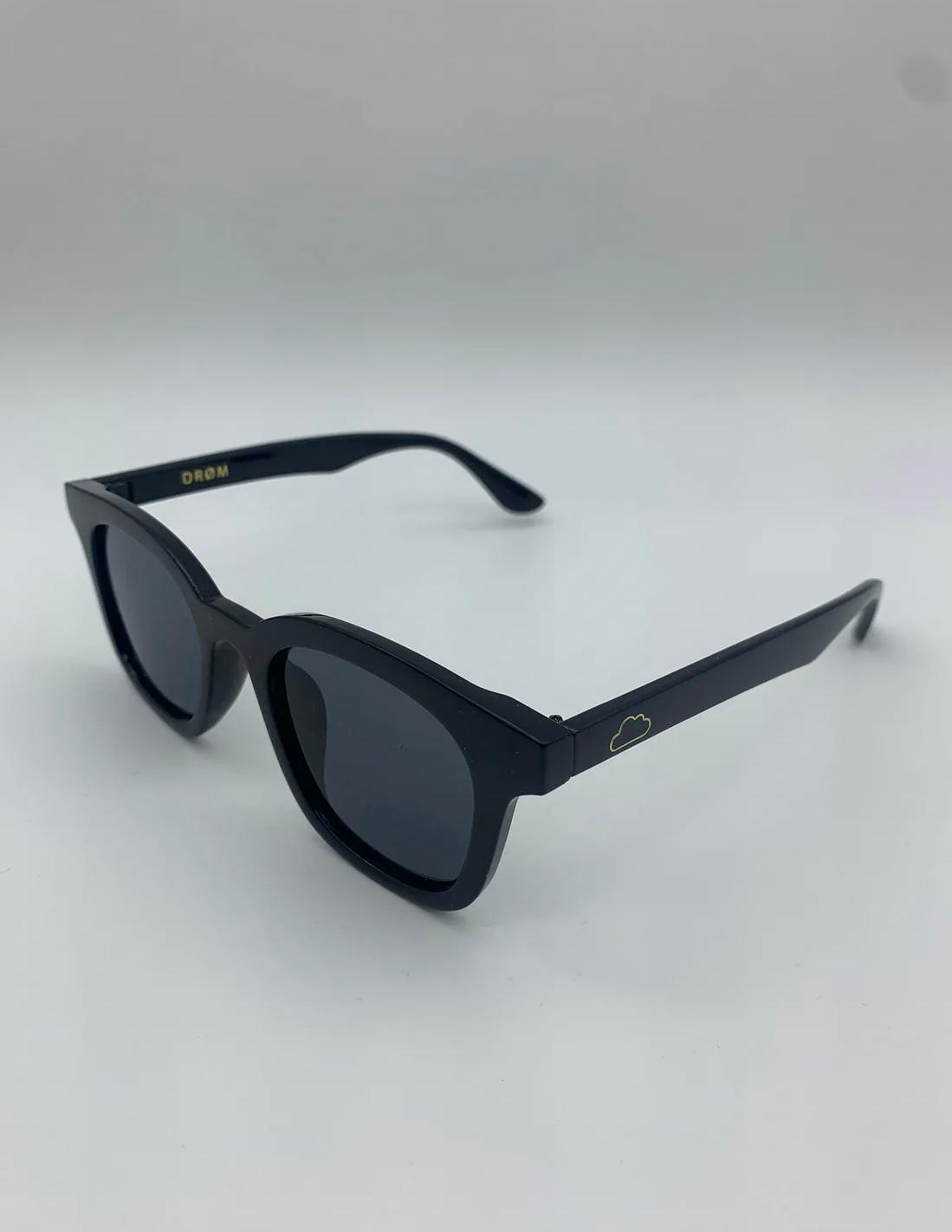DRØM KIM Solbrille sort, bilde 2 av 3