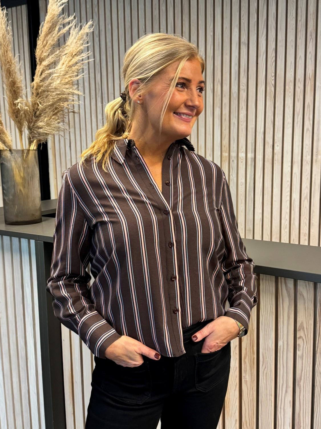 NÜMPH Nujoni stripe shirt, bilde 1 av 4