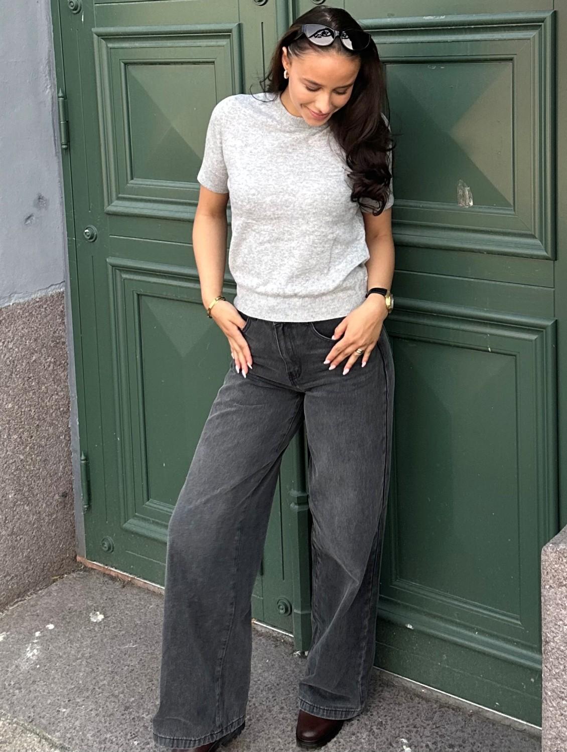 ROUGE EDIT ROUMORA Relaxed jeans Grå, bilde 1 av 3