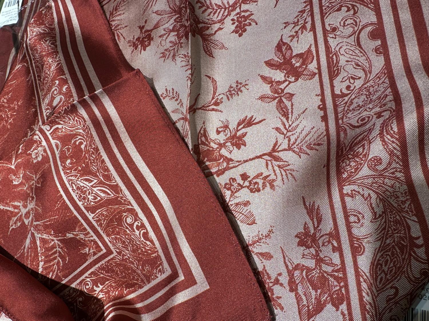 NOHR STUDIO Nohr Lilly silk scarf Burgunder, bilde 1 av 1