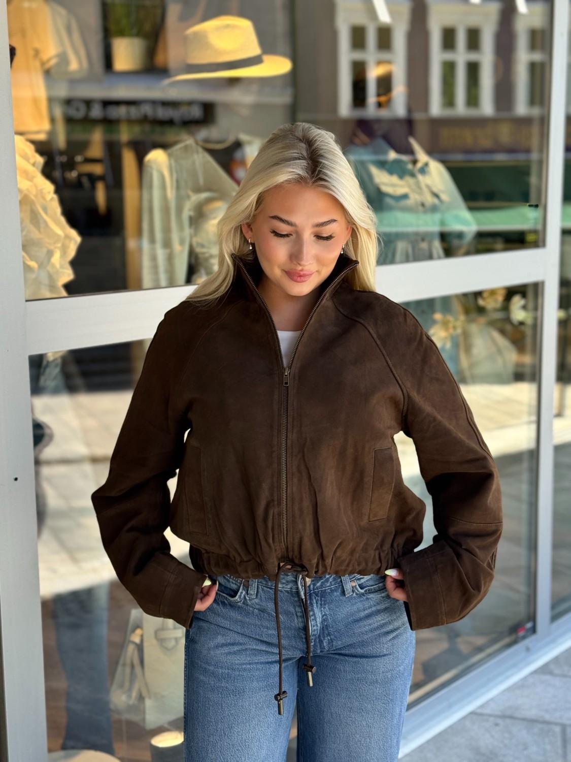 ROUGE EDIT Roususie suede jacket seal brown, bilde 2 av 3