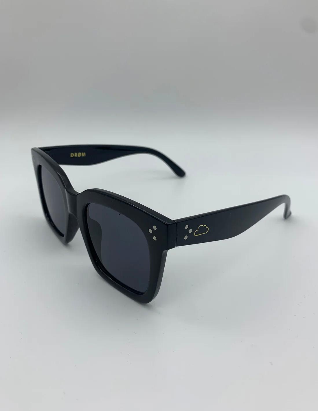 DRØM LOTTE Solbrille sort, bilde 2 av 3