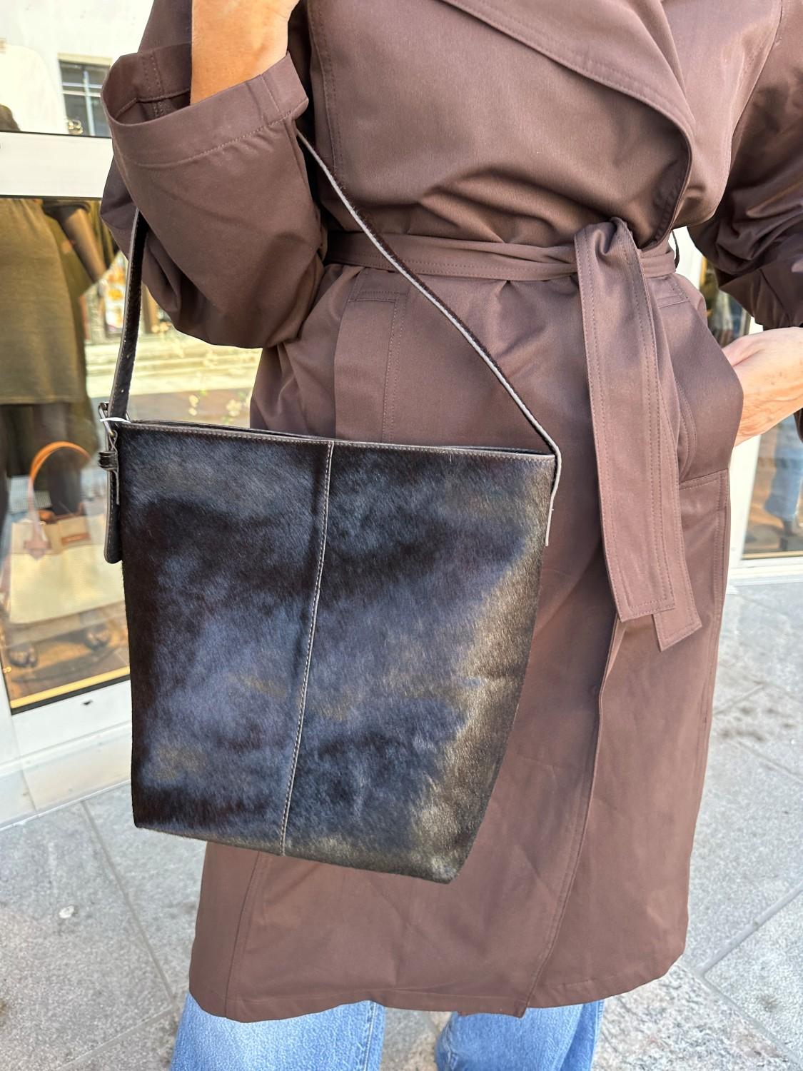 ROUGE EDIT Roujanni cow leather bag seal brown, bilde 3 av 3