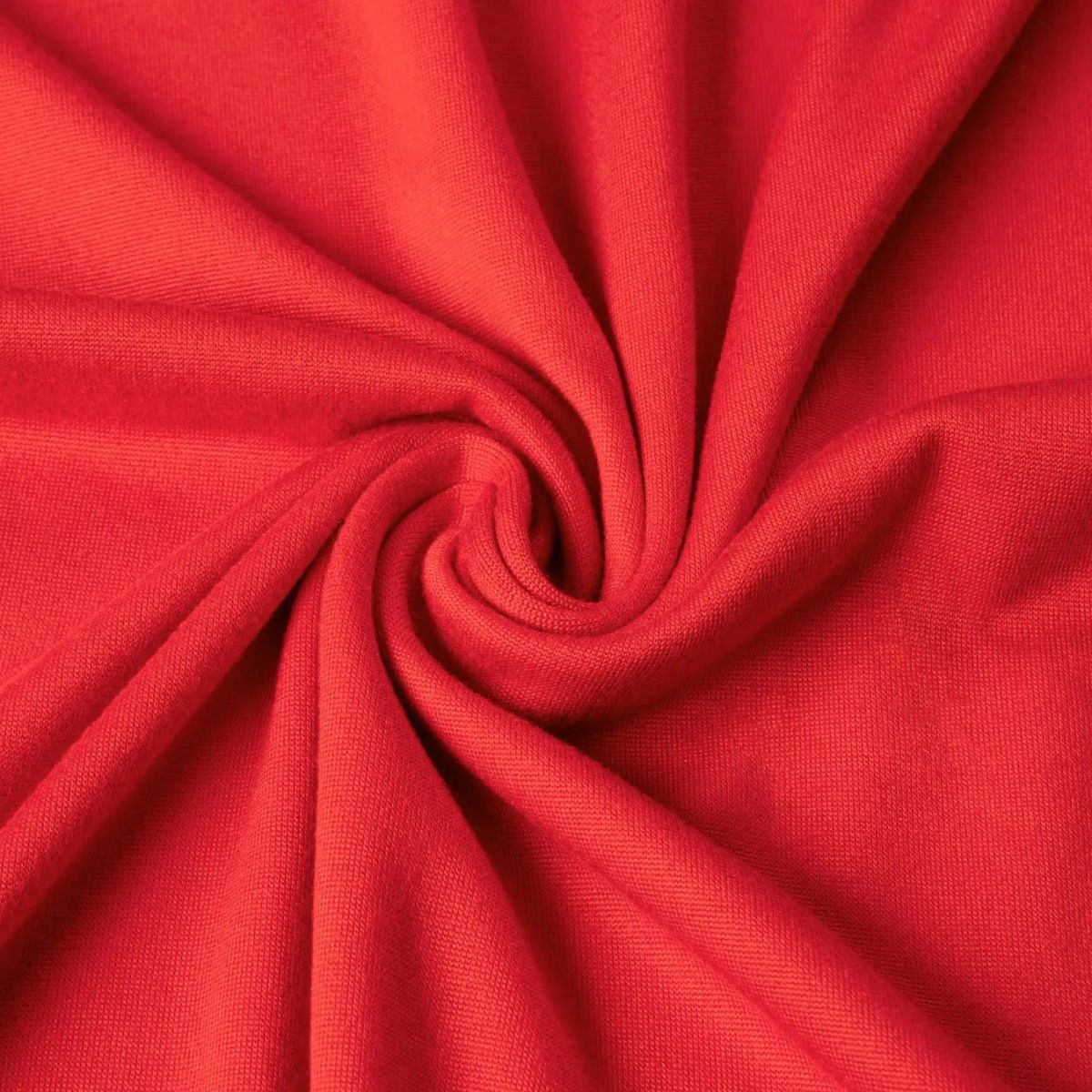 brush-standard-rojo-brillante-1-telas_real-colombia.webp