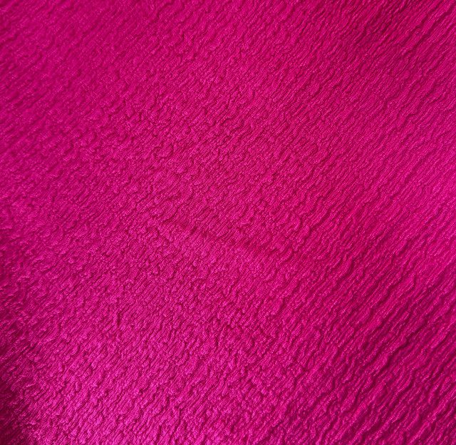 Irazu Fucsia X Metros  | Tela Grabada - Vista 2