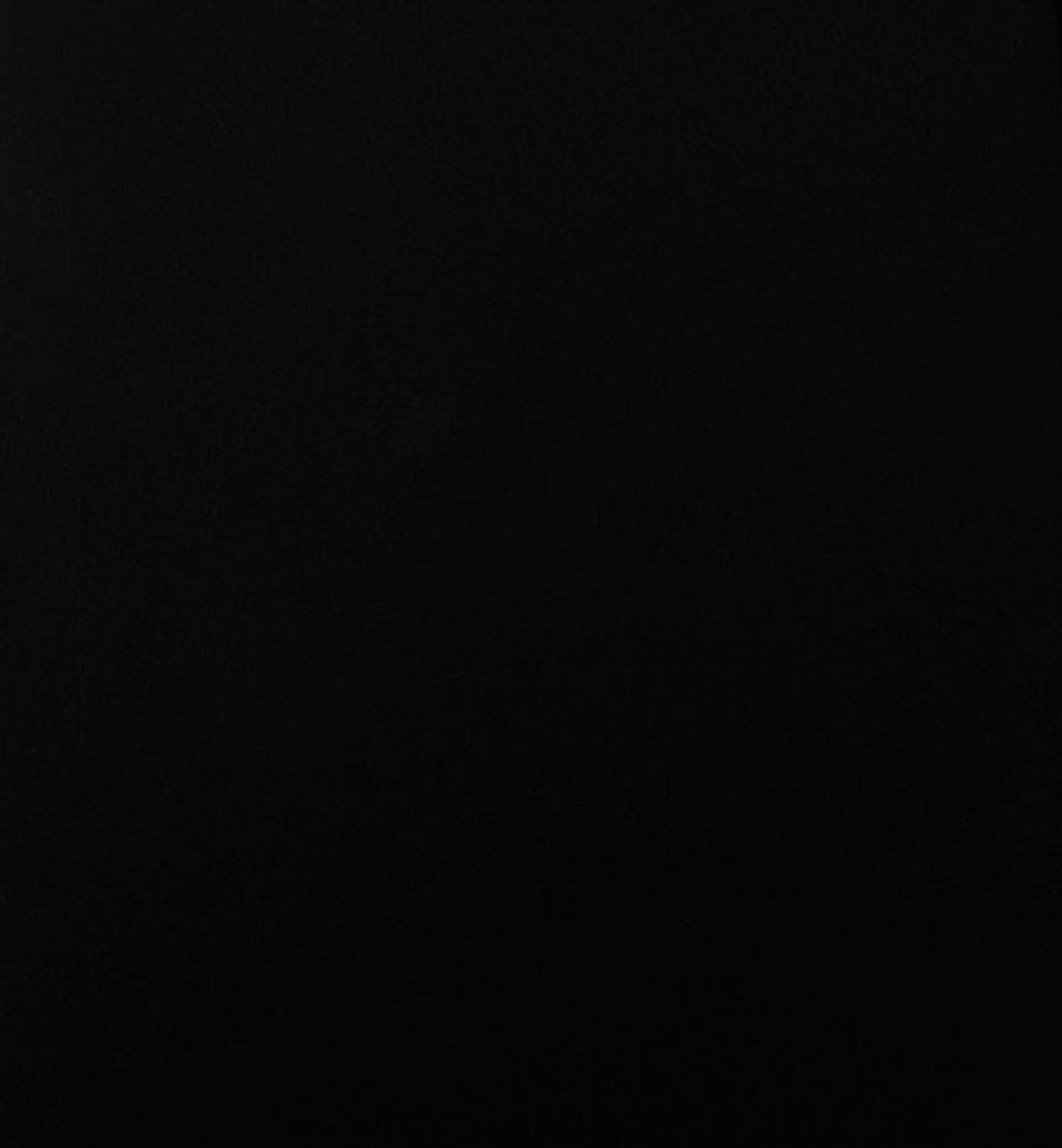 tela-antifluido-rigido-negro-2-telas_real-colombia.webp