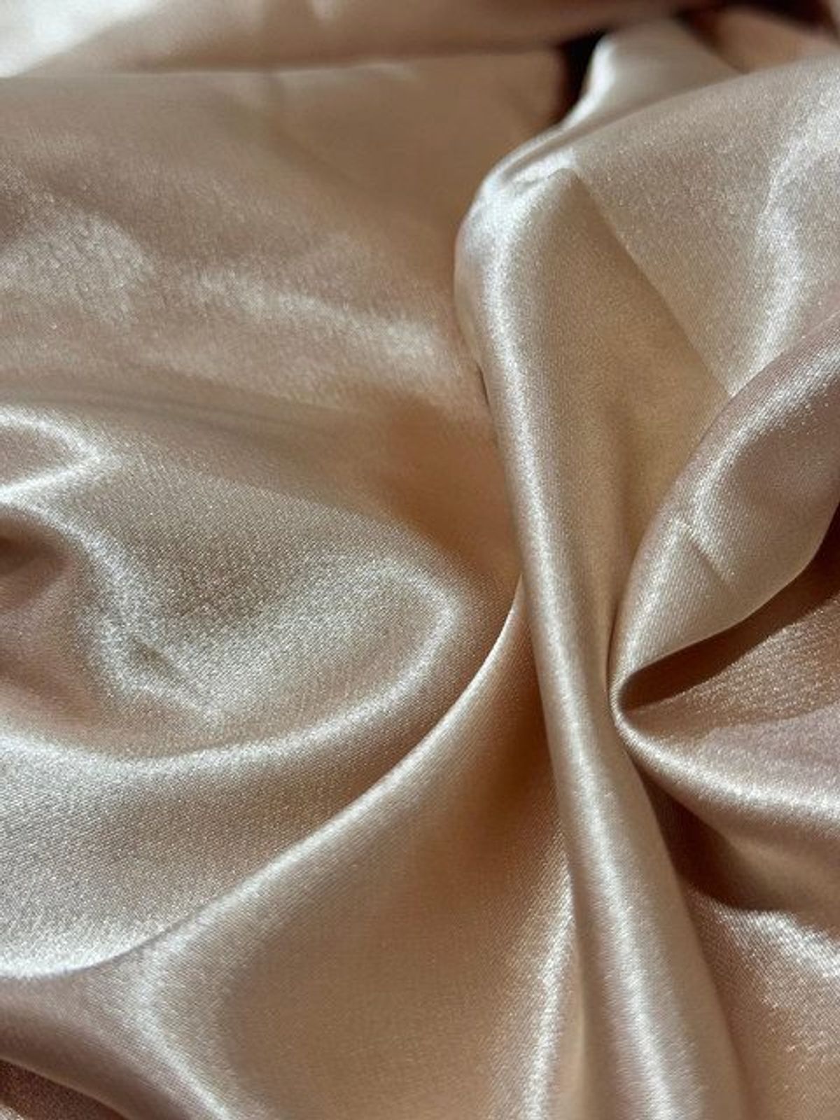 Satin Taupe X Metros | Tela Elegante