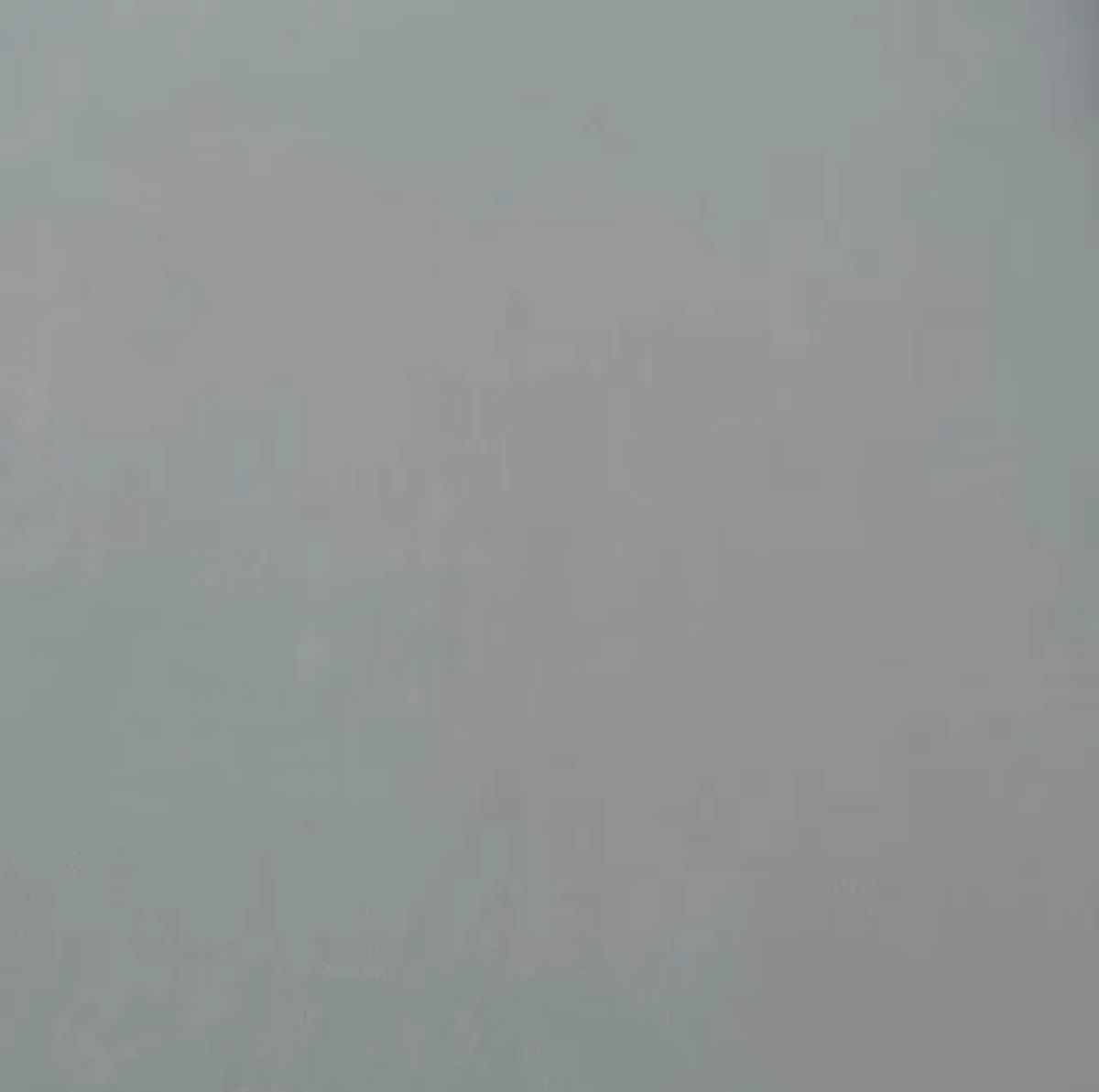 brush-gris-claro-4-telas_real-colombia.webp