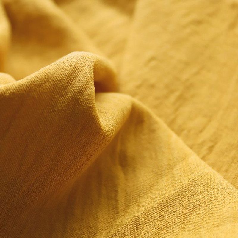 tela-crepe-mostaza-1-telas_real-colombia.webp