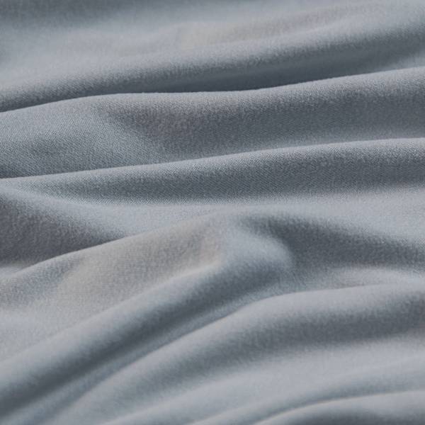 brush-gris-claro-1-telas_real-colombia.webp