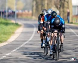 Trainingskoers op Papendal & open wegtraining