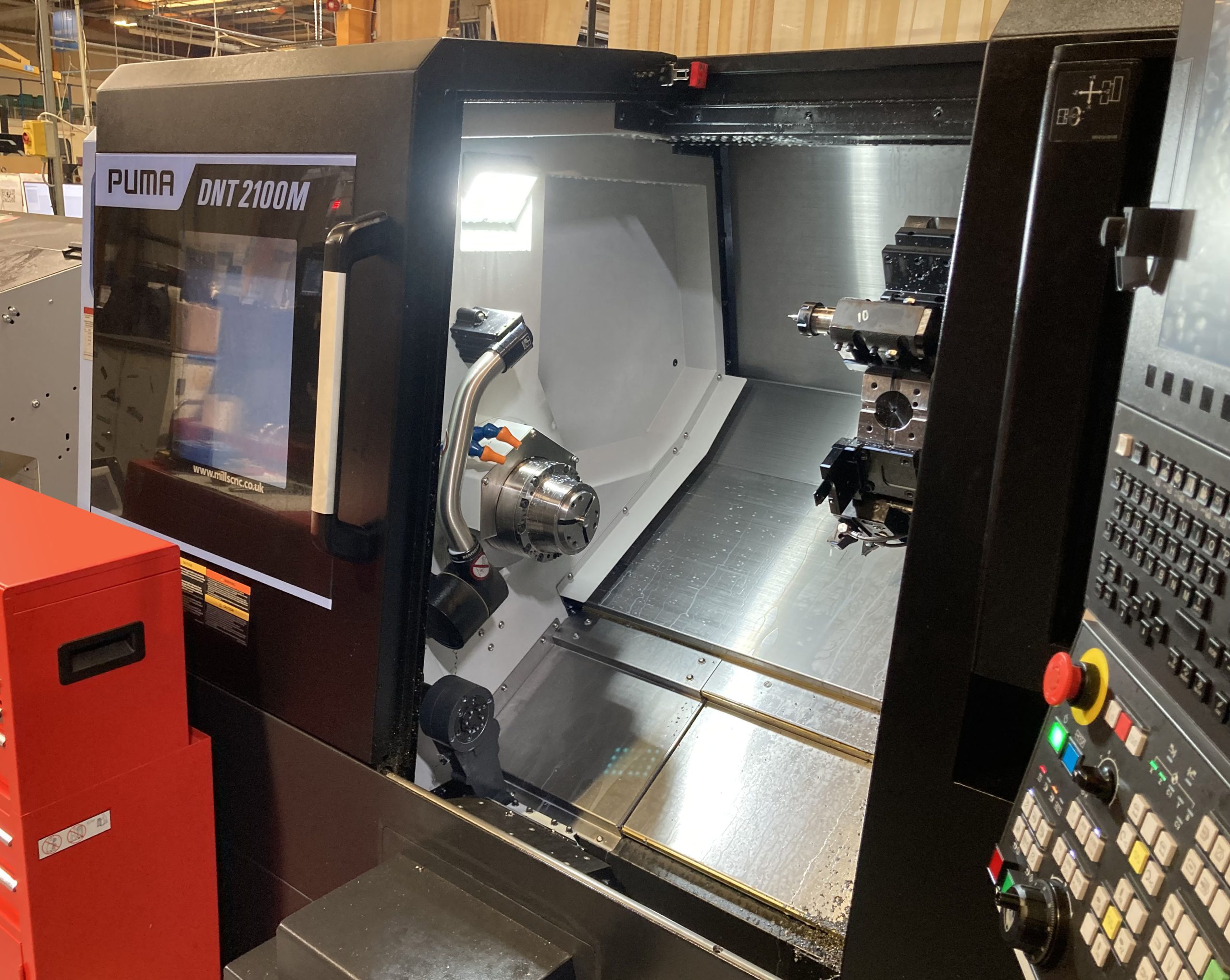 B Hepworth & Co installs two DN Solutions lathes in Mills CNC cells