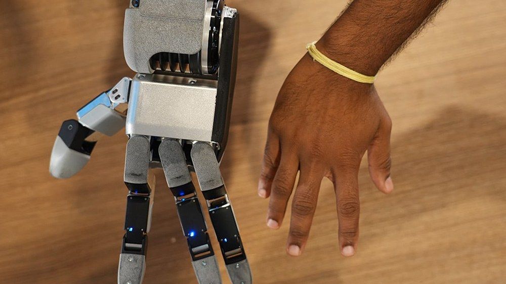 Boston Dynamics Redesigns Atlas Hand: 13 Degrees of Freedom, Built for Mass Manufacturing