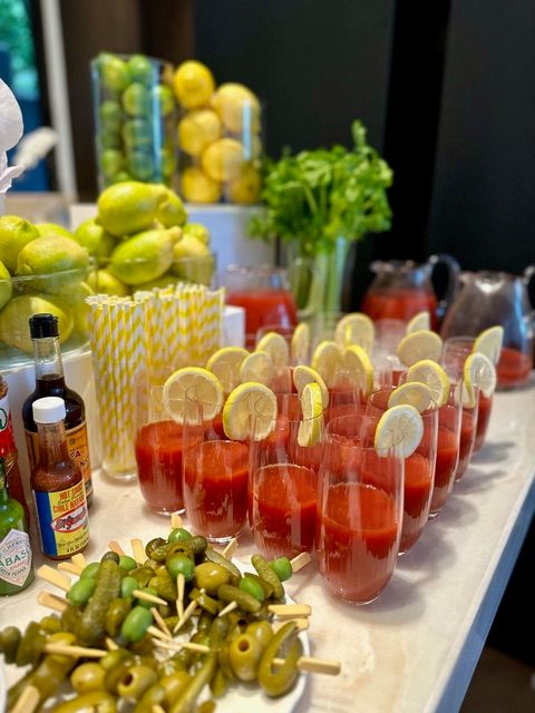 Cocktails & Bar Service