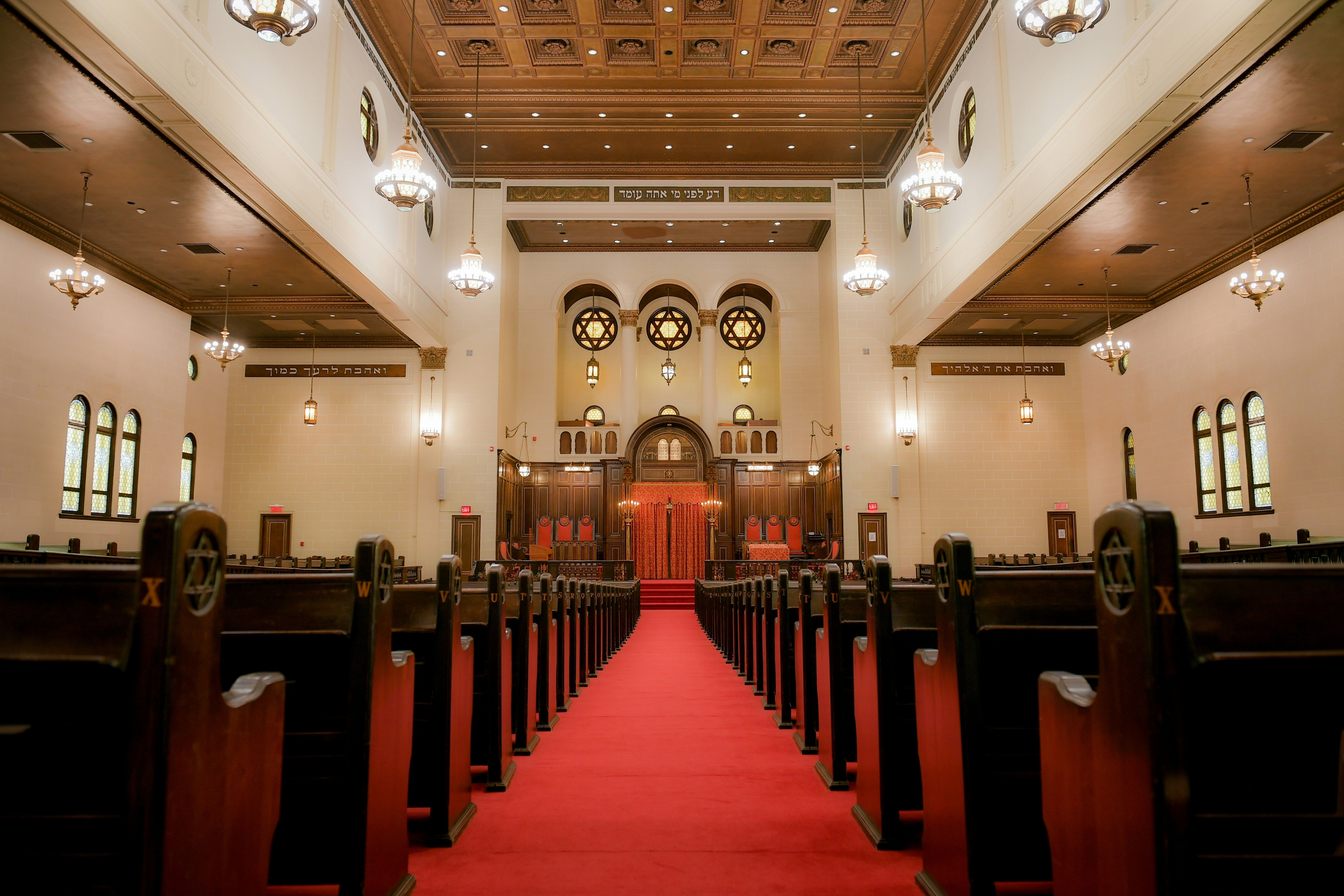 Cover image for Minyan virtual… ¡sí!