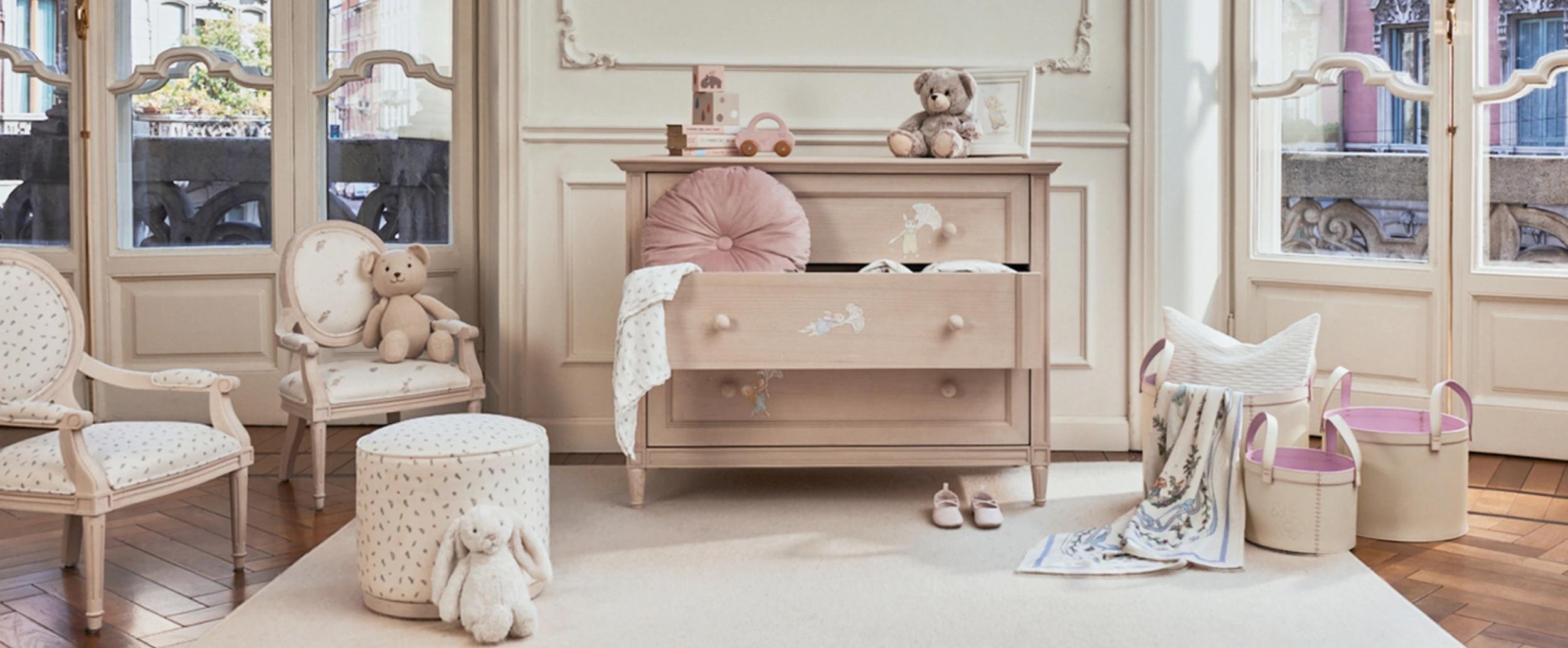 Chests of Drawers & Changers