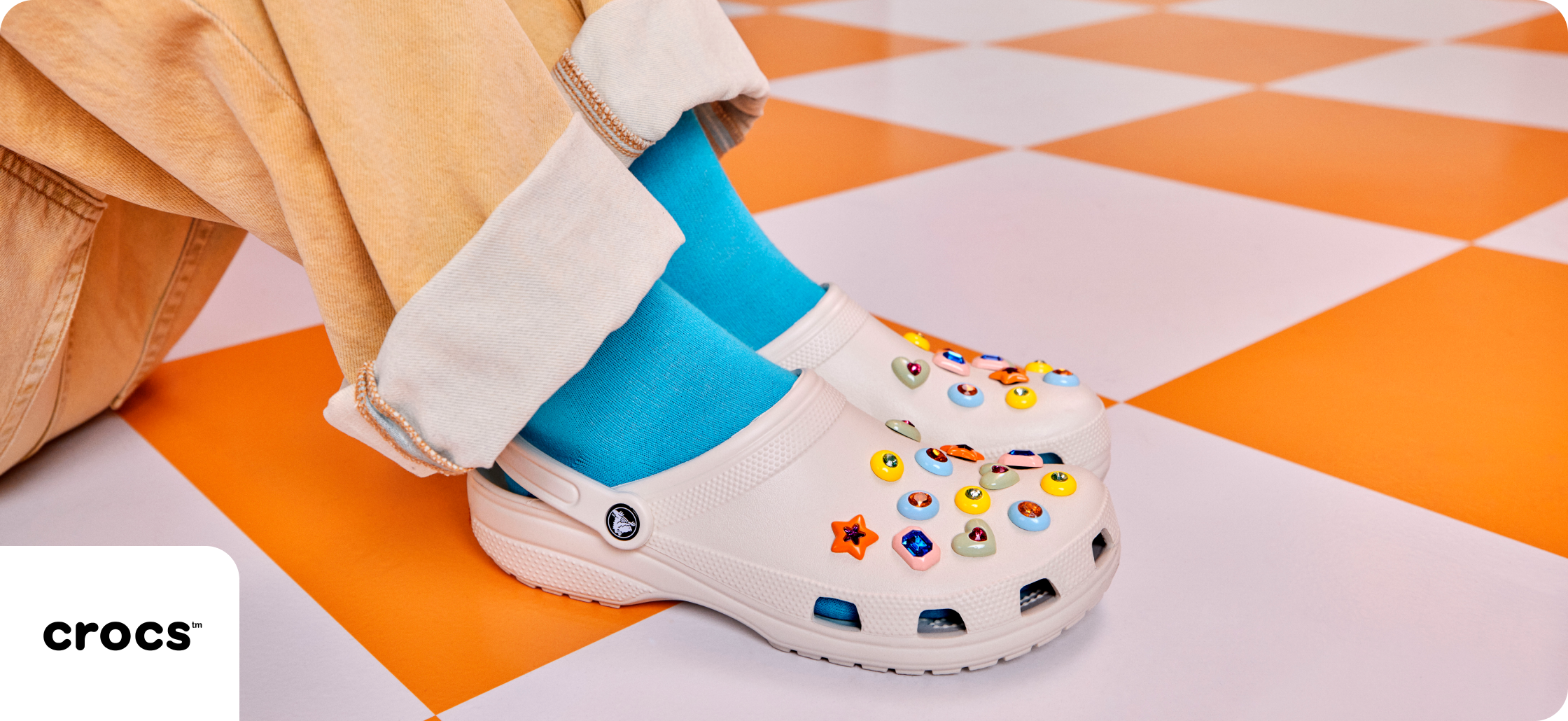 Crocs discounts banner image