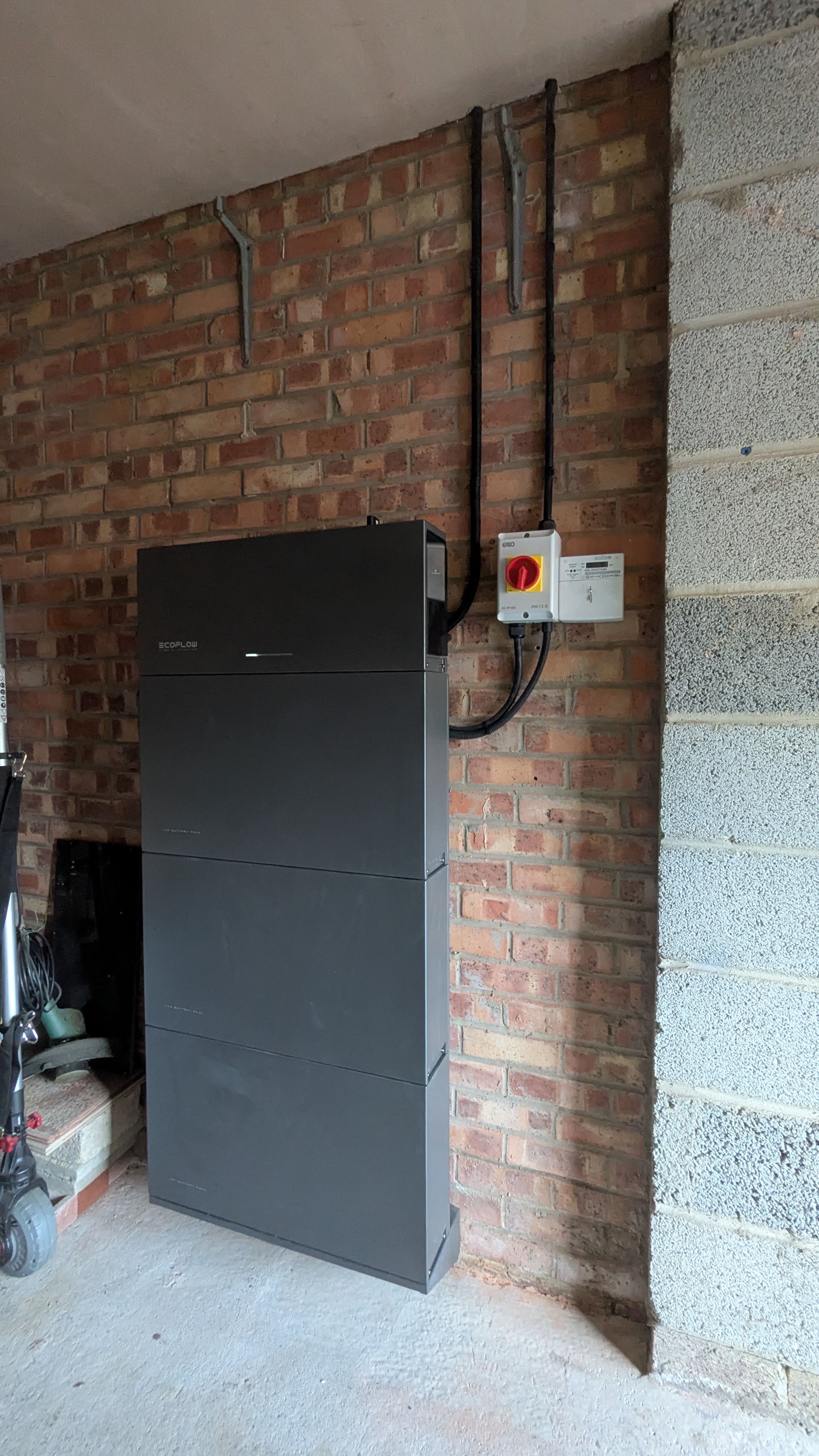 15kWh Vimma battery DC coupled to existing array.