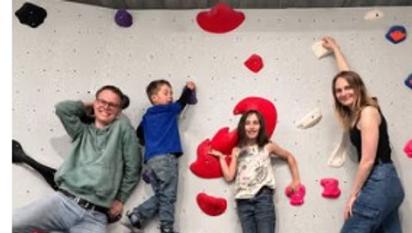 Family bouldering at The Pinnacle