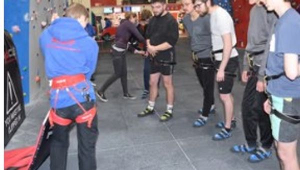 Beginners climbing course at The Pinnacle