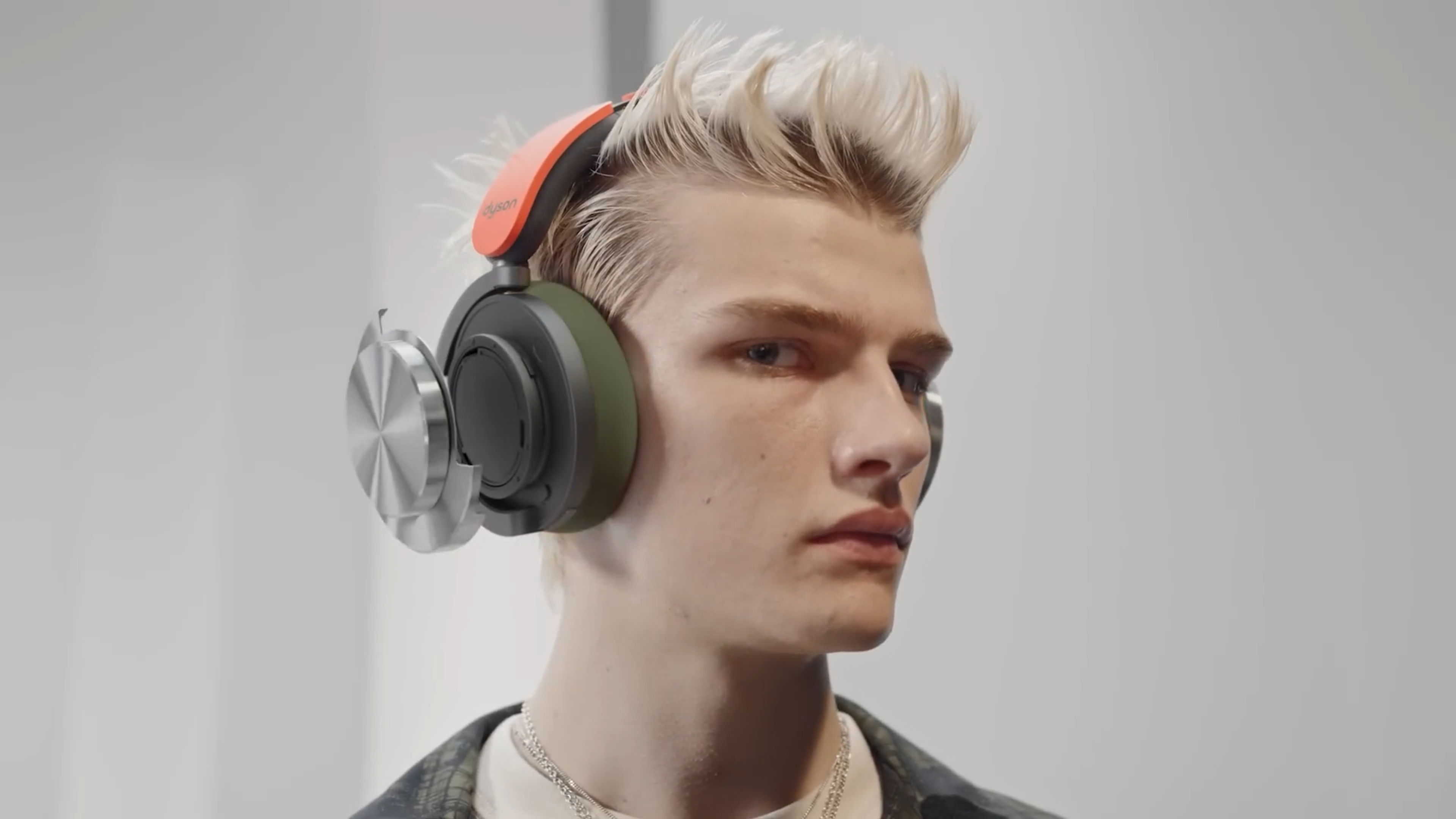 Dyson OnTrac™ headphones