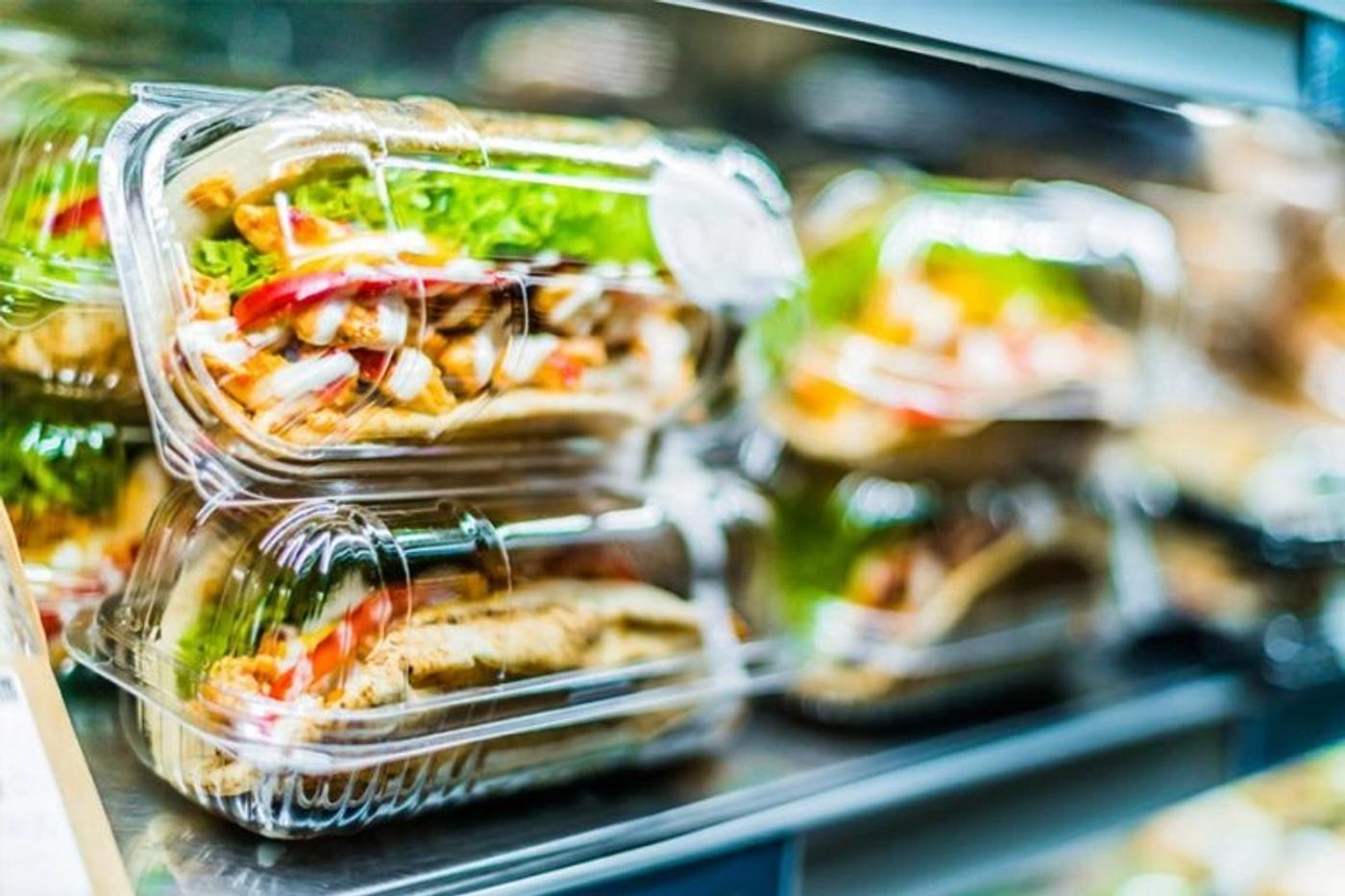 Thermoforming package for food