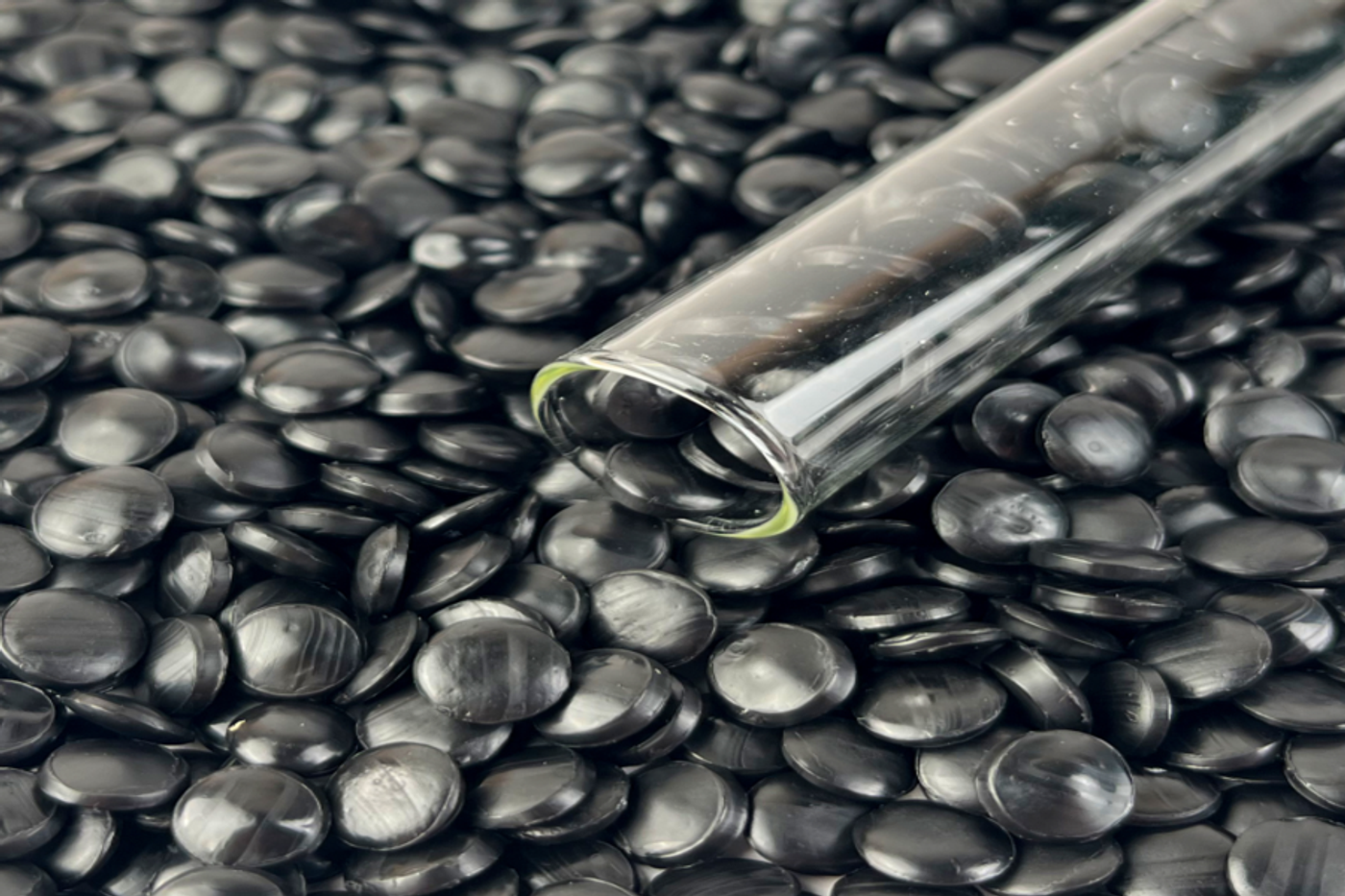 Comment les fabricants garantissent la qualité et la cohérence des granulés de PE recyclés