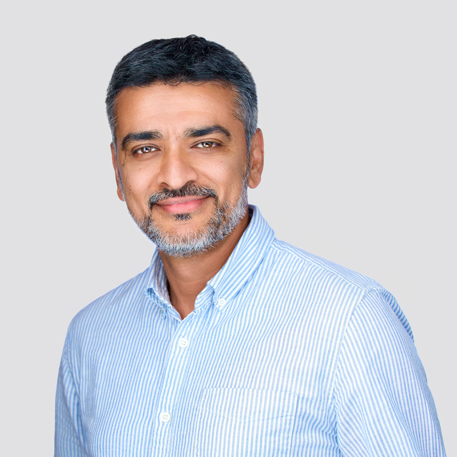 Vijay Bharadwaj headshot
