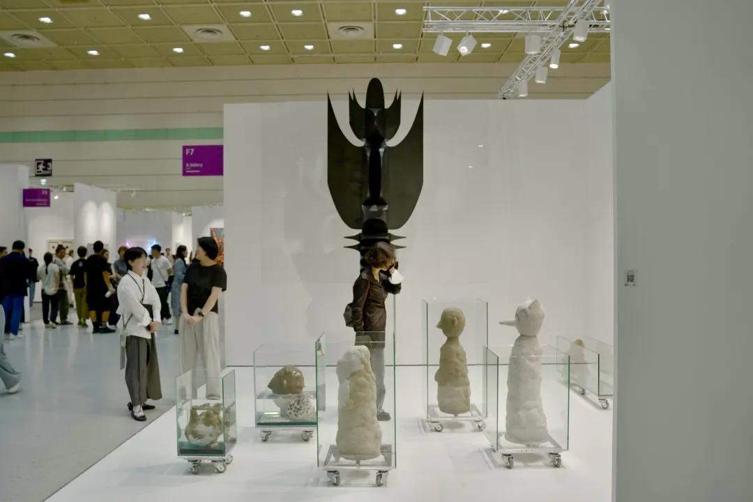 盘点2024年最重要的11场艺博会：画廊、机构如何逆风突围？ 图片 49