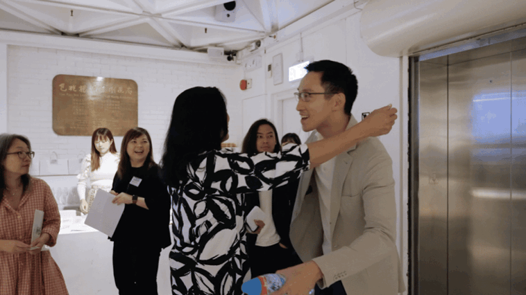 香港顶级藏家，30件珍品挂满4层海边别墅 图片 42