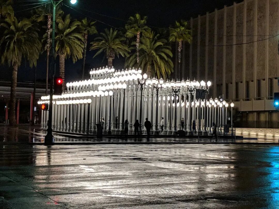 Public Art "Urban Light"的照片