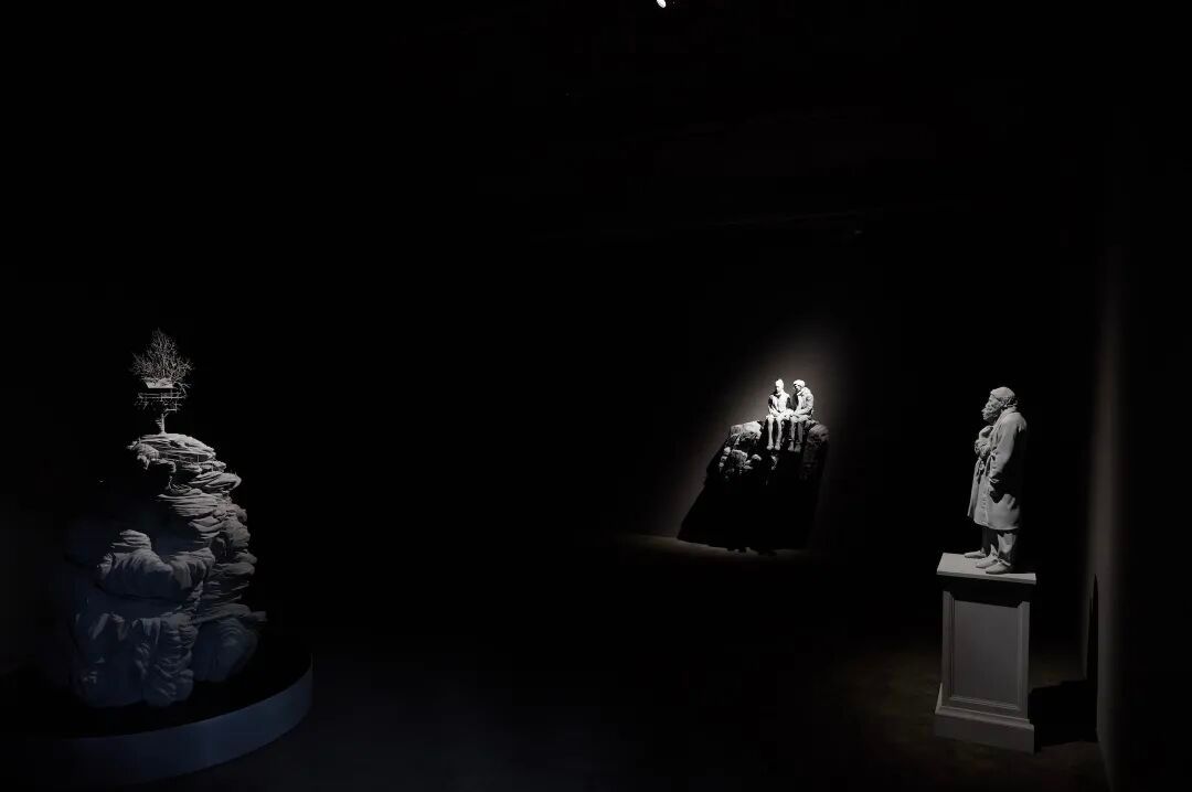 比利时当红艺术家，以黑白灰三种颜色，惊艳画廊周北京 图片 26