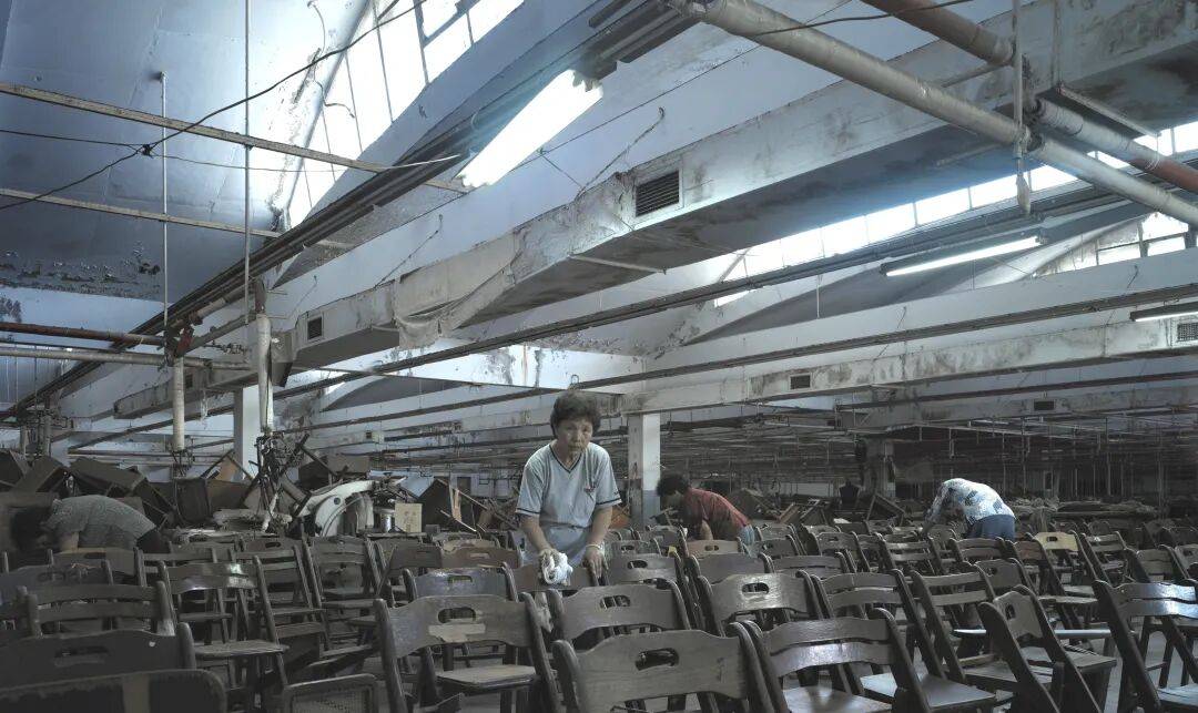 他拍女工、失业工人、临时工,记录身边鲜活的生命 图片 45