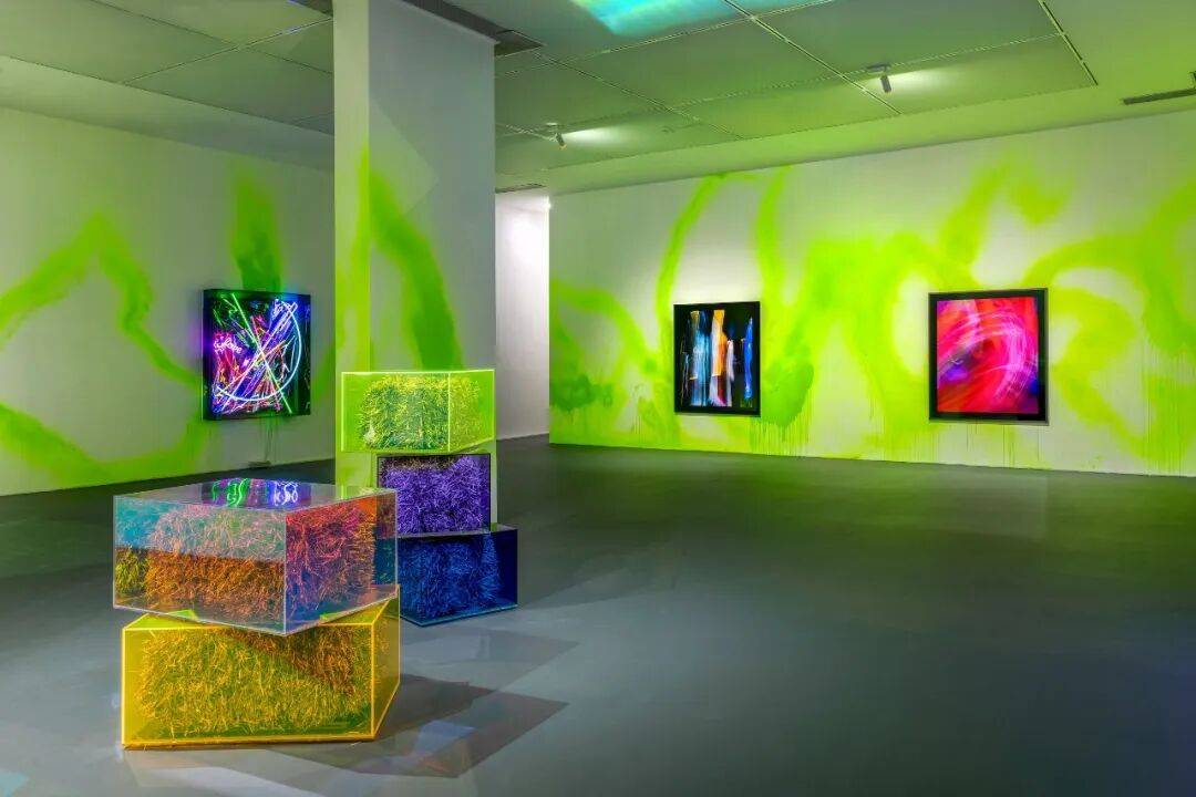 德国当代最杰出的艺术家之一,来北京办了一场色彩炸裂的展览 图片 3