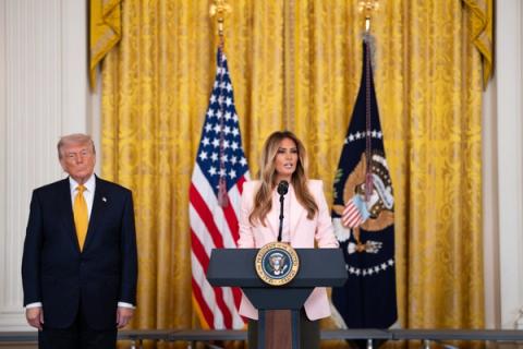 Stand-in photo (May 6, 2026): President Donald J. Trump and First Lady Melania Trump at a Military Mothers’ Day event in the East Room of the White House, May 6, 2026 (Official White House Photo by Andrea Hanks / public domain)