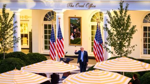 President Donald J. Trump hosts a Rose Garden Dinner for America’s hunters and fishermen while announcing new Executive Orders, Thursday, September 17, 2026. (Official White House Photo by Joyce N. Boghosian)