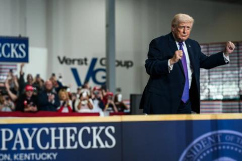 President Donald Trump speaks under a “Bigger Paychecks” banner at Verst Logistics Manufacturing in Hebron, Kentucky, March 11, 2026 (Official White House Photo / public domain)