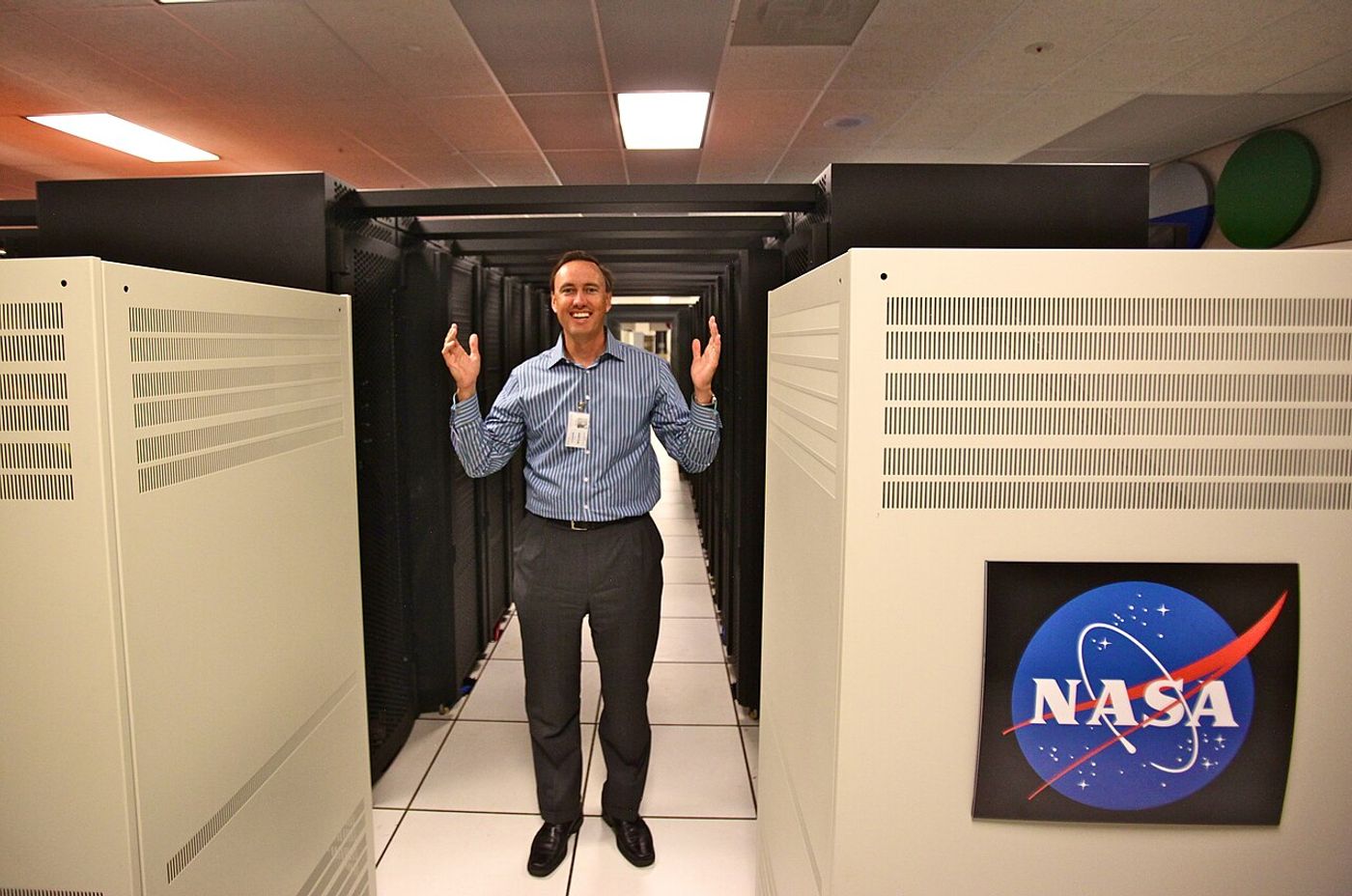 NASA Pleiades supercomputer (NASA / Wikimedia Commons, public domain) — American high-performance computing lead.