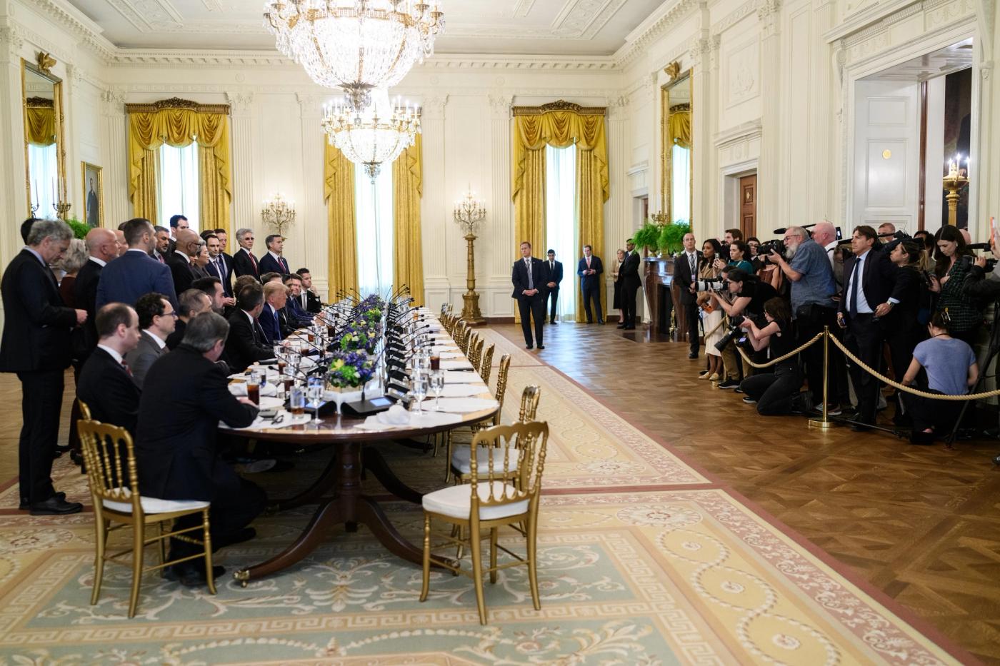 President Donald J. Trump hosts a luncheon on Super Intelligence (AI) with technology leaders in the East Room of the White House, September 29, 2026 (Official White House Photo by Daniel Torok / public domain)