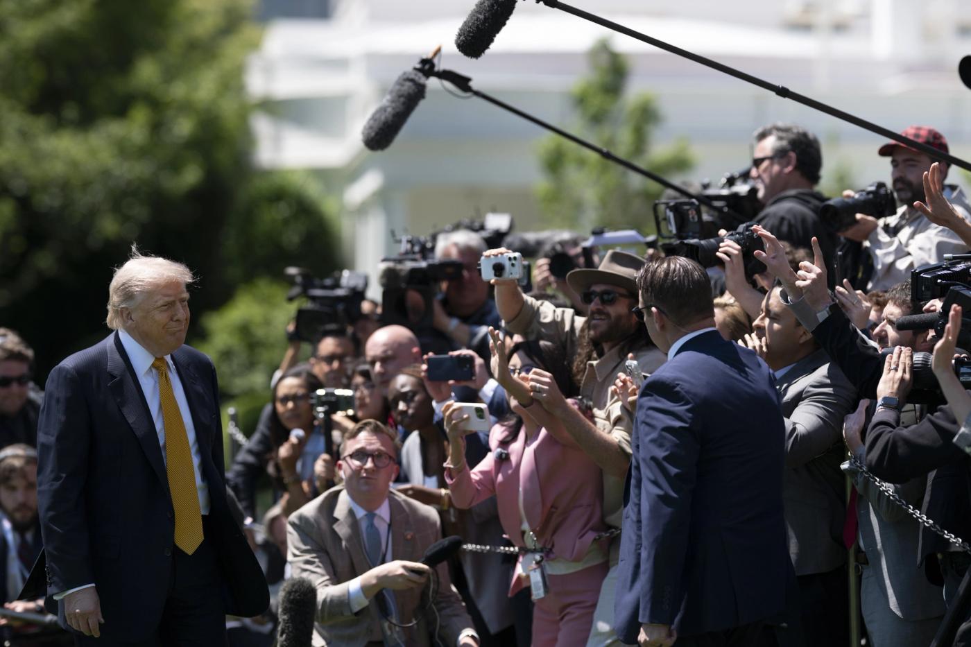 Stand-in photo (May 12, 2026): President Donald J. Trump speaks to the press before boarding Marine One on the South Lawn of the White House, May 12, 2026 (Official White House Photo by Joyce N. Boghosian / public domain)