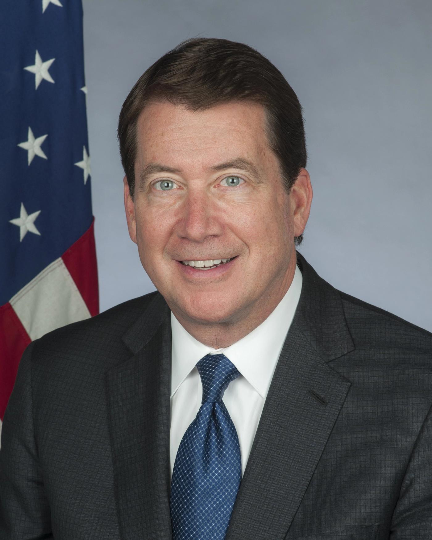 Bill Hagerty, official portrait as U.S. Ambassador to Japan (U.S. Department of State / public domain)
