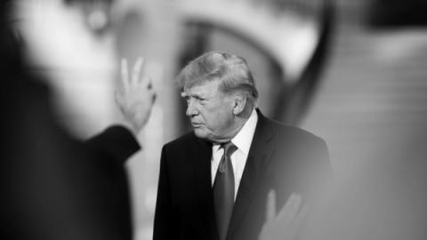 President Donald J. Trump boards Marine One on the South Lawn of the White House, Monday, October 12, 2026, en route to Joint Base Andrews for a trip to Youngstown, OH. (Official White House Photo by Molly Riley)