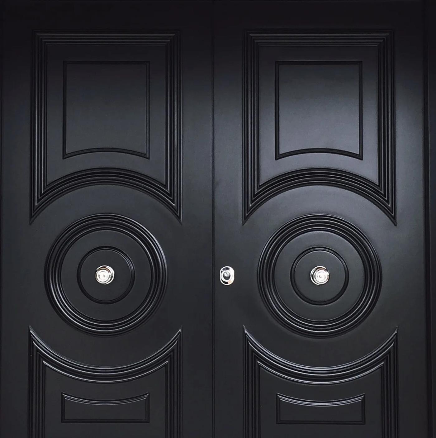 Folding Doors: Doors in Action